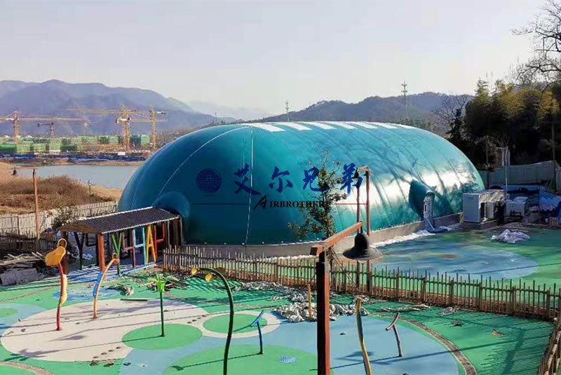 對于霧霾天，氣膜體育館解決方案