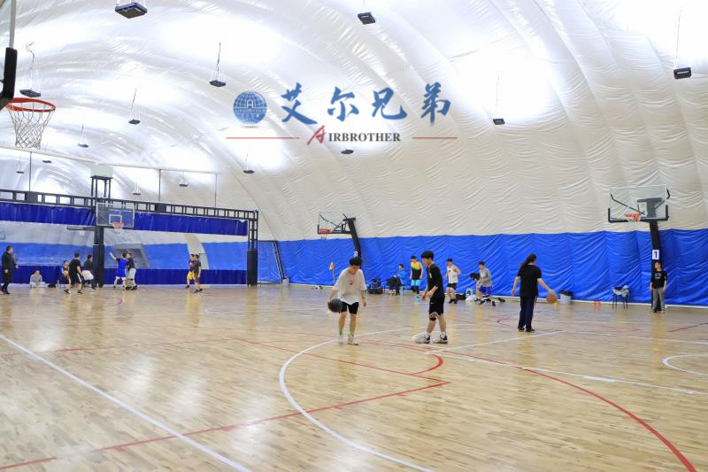 建一個氣膜室內(nèi)球館需要多少錢？